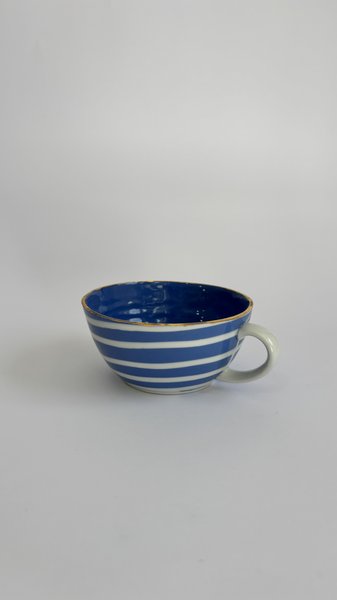 Cup with Gold